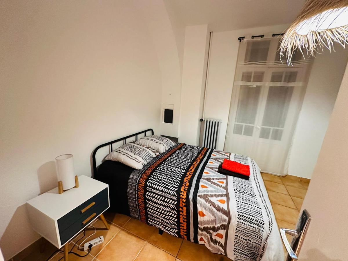 Appartement Lumineux Et Spacieux 2 Chambres Avec Parking Gratuit Dans La Rue Perpignano Esterno foto