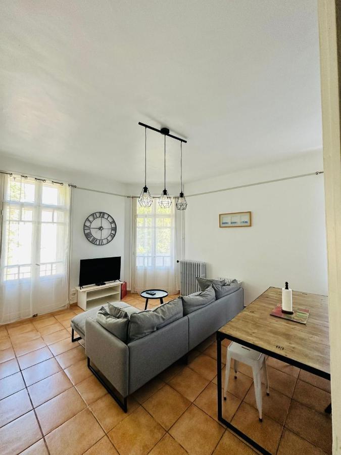 Appartement Lumineux Et Spacieux 2 Chambres Avec Parking Gratuit Dans La Rue Perpignano Esterno foto