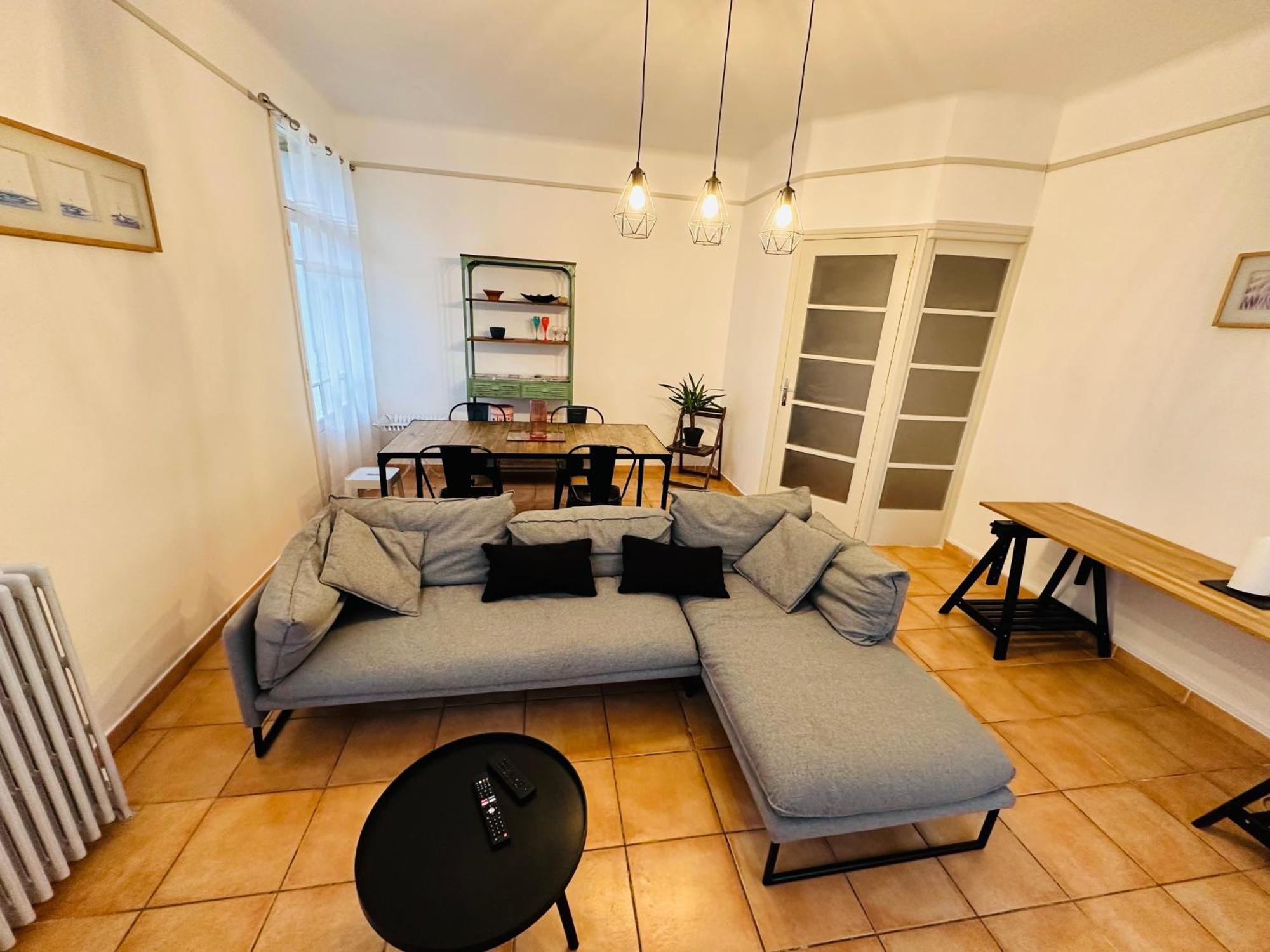 Appartement Lumineux Et Spacieux 2 Chambres Avec Parking Gratuit Dans La Rue Perpignano Esterno foto